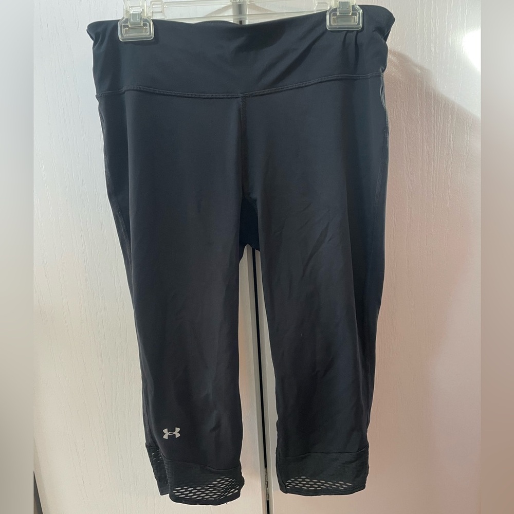 Under Armour Black Capri Leggings